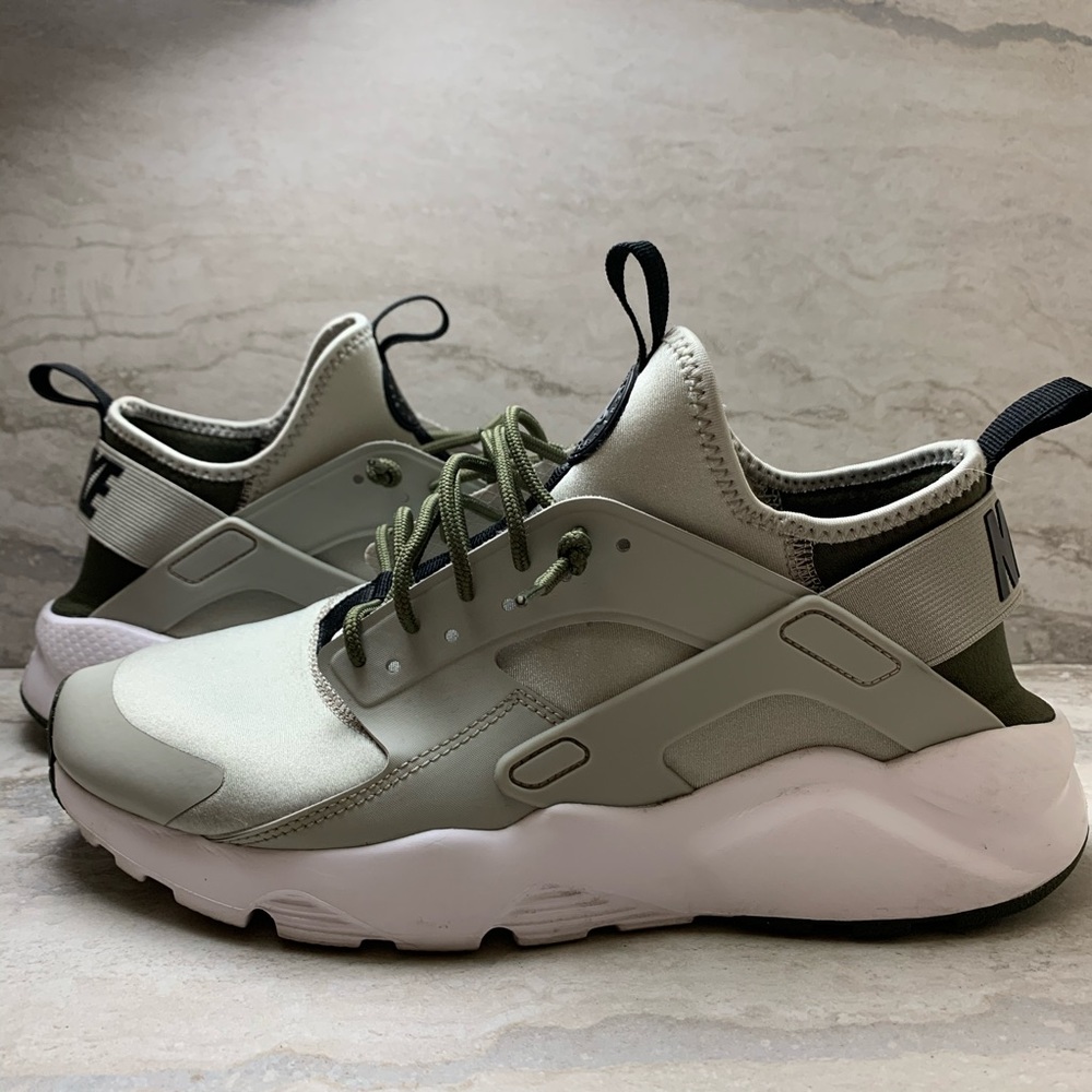 Nike Ultra Run Huarache Trooper Olive Green 8.5
